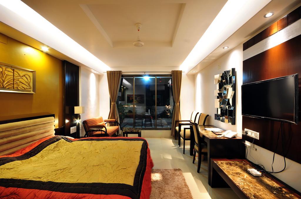 Hotel Surabhi Regency Ānand Pokoj fotografie